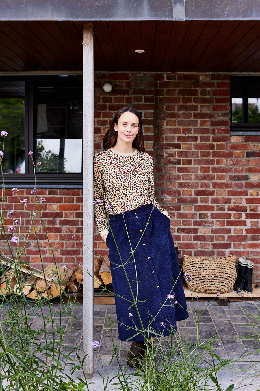 Jupe Tissée Façon Panier Bleu Marine Foncé et Blanc avec Franges Épaisses et Ceinture à la Taille : Jupes de Luxe Femme | Anne Fontaine Jupe Tissée Façon Panier Bleu Marine Foncé et Blanc avec Franges Épaisses et Ceinture à la Taille : Jupes de Luxe Femme | Anne Fontaine